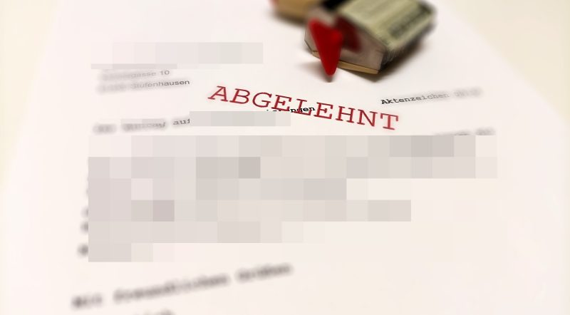 Schreiben mit Abgelehnt Stempel Grafik: ISL e.V.